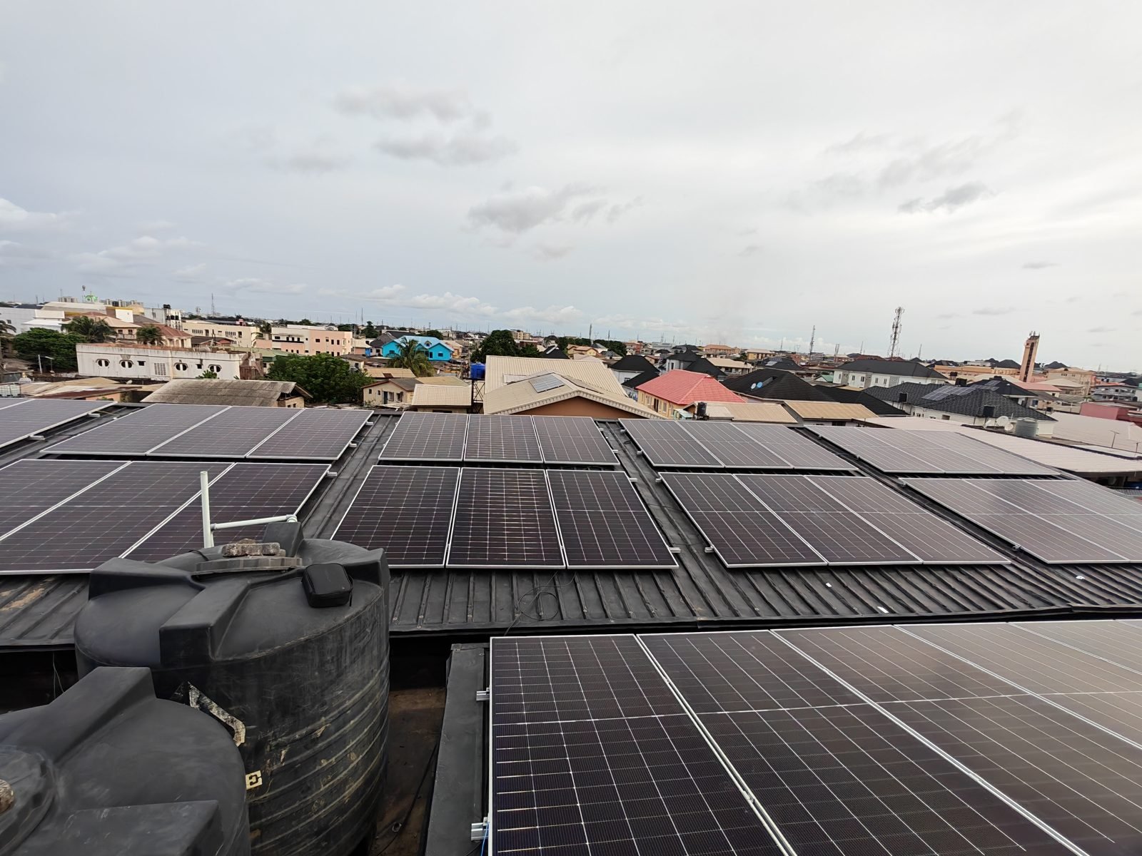 Rooftop solar PV array
